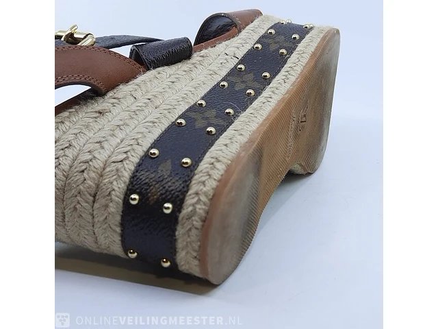 Paar sandalen, maat 38 louis vuitton, cl1129 - afbeelding 8 van  9