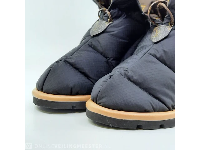 Paar schoenen louis vuitton, pillow comfort ankle boots - afbeelding 2 van  8
