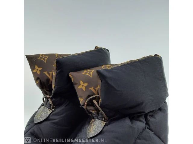 Paar schoenen louis vuitton, pillow comfort ankle boots - afbeelding 3 van  8