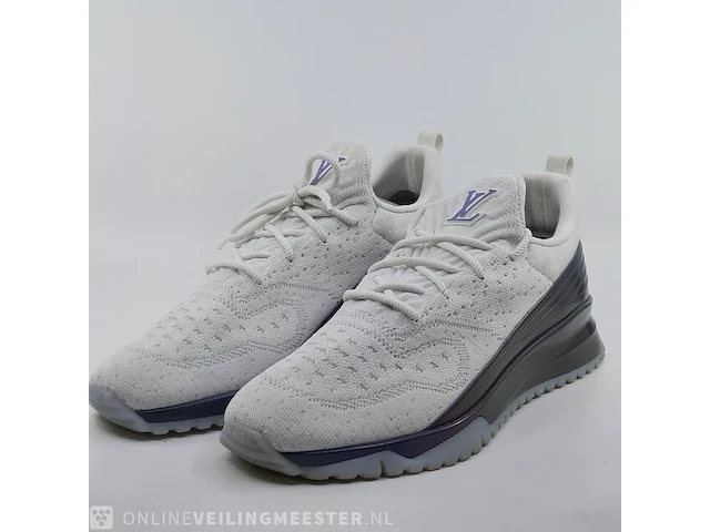 Paar schoenen louis vuitton, run away - afbeelding 1 van  11