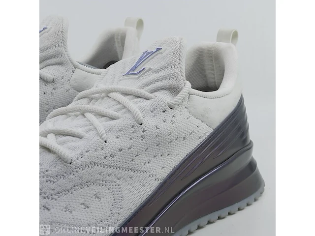 Paar schoenen louis vuitton, run away - afbeelding 5 van  11