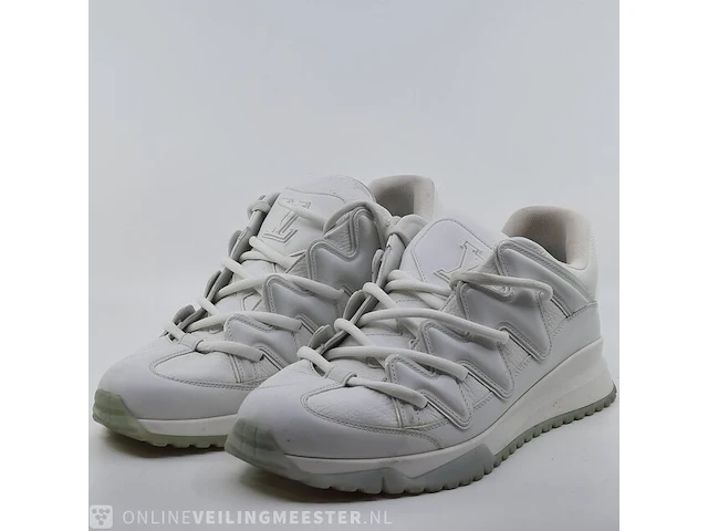 Paar schoenen, maat 11 louis vuitton, zig zag sneaker - afbeelding 1 van  11