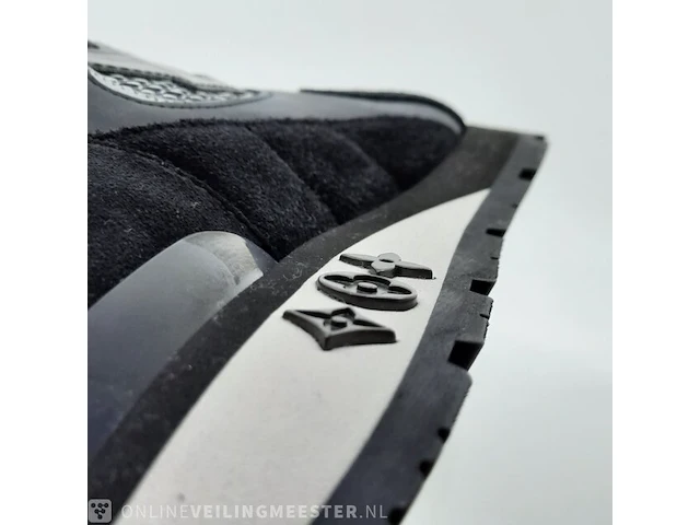 Paar schoenen, maat 11 louis vuitton - afbeelding 2 van  11