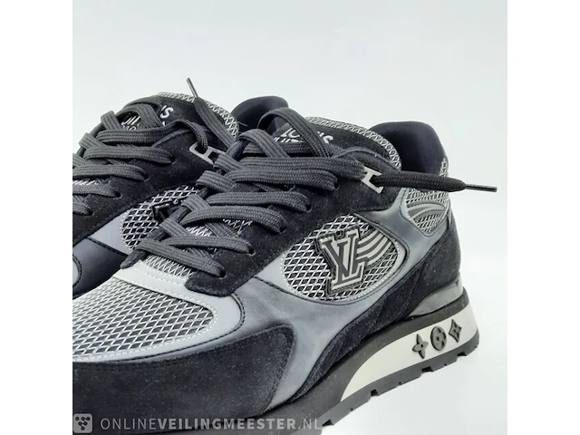 Paar schoenen, maat 11 louis vuitton - afbeelding 5 van  11