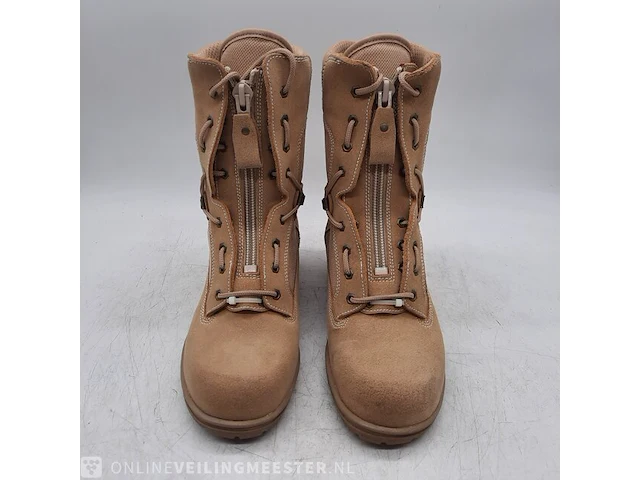 Paar schoenen, maat 11 - afbeelding 2 van  7