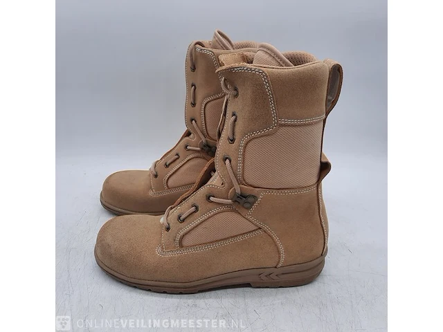 Paar schoenen, maat 11 - afbeelding 3 van  7