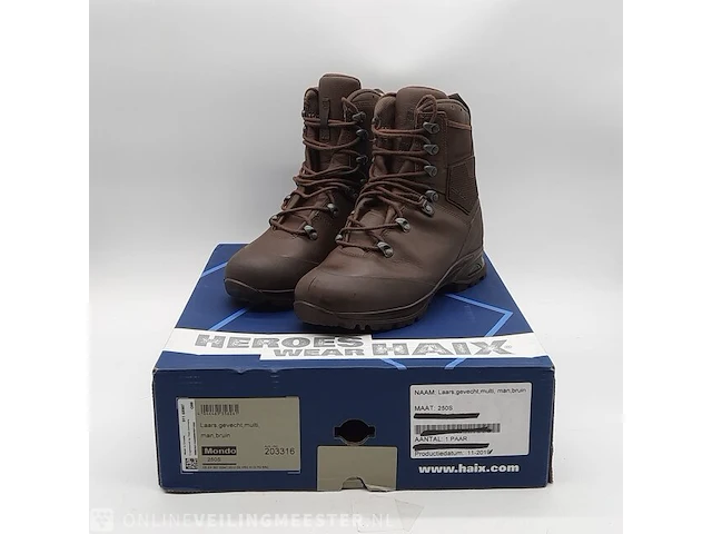 Paar schoenen, maat 250s haix, mondo - afbeelding 1 van  7