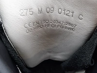 Paar schoenen, maat 275m - afbeelding 6 van  8