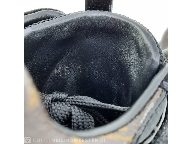 Paar schoenen, maat 35 1/2 louis vuitton - afbeelding 8 van  10