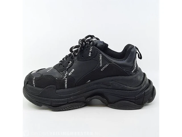 Paar schoenen, maat 36 balenciaga, triple s - afbeelding 7 van  11