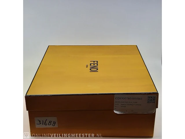 Paar schoenen, maat 36 fendi, boots - afbeelding 3 van  11