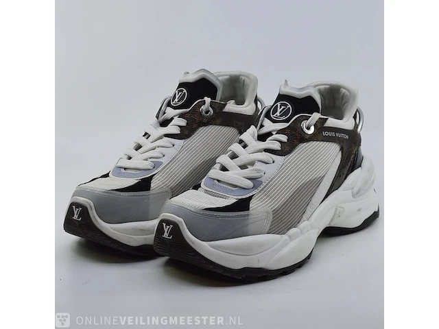Paar schoenen, maat 36 louis vuitton - afbeelding 1 van  11