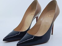 Paar schoenen, maat 37 christian louboutin, decollete 554 100 patent degrade - afbeelding 1 van  8
