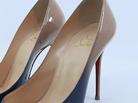 Paar schoenen, maat 37 christian louboutin, decollete 554 100 patent degrade - afbeelding 3 van  8