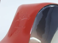Paar schoenen, maat 37 christian louboutin, decollete 554 100 patent degrade - afbeelding 7 van  8