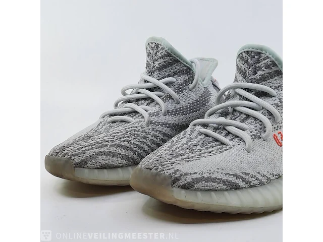 Paar schoenen, maat 38 2/3 adidas, yeezy 350 - afbeelding 3 van  10