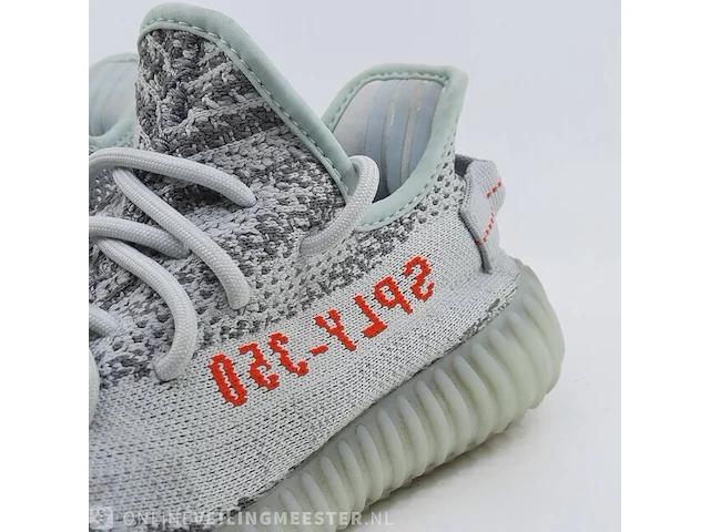 Paar schoenen, maat 38 2/3 adidas, yeezy 350 - afbeelding 6 van  10