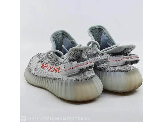 Paar schoenen, maat 38 2/3 adidas, yeezy 350 - afbeelding 8 van  10