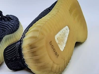 Paar schoenen, maat 38 2/3 adidas, yeezy boost - afbeelding 2 van  10