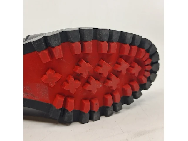 Paar schoenen maat 38, christian louboutin - afbeelding 9 van  10