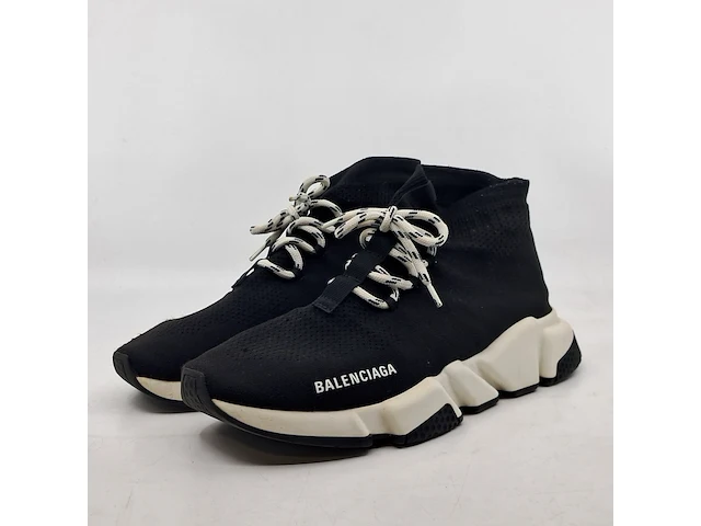 Paar schoenen, maat 40, balenciaga - afbeelding 1 van  6