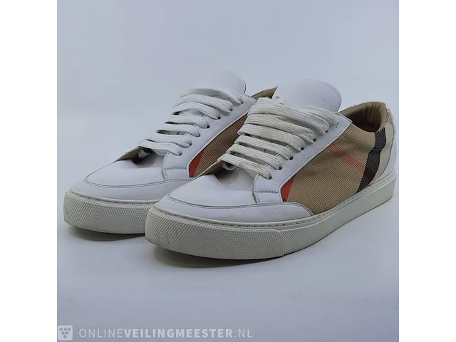 Paar schoenen, maat 40 burberry, itcaloc935mon - afbeelding 1 van  11