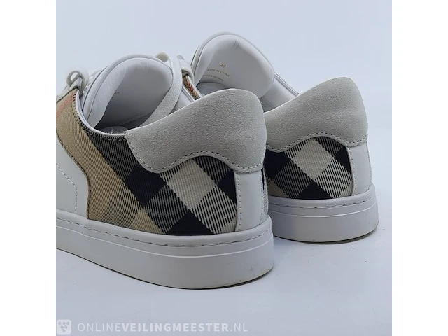 Paar schoenen, maat 40 burberry, new reed low check - afbeelding 8 van  11