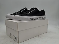 Paar schoenen, maat 40, calvin klein - afbeelding 1 van  8