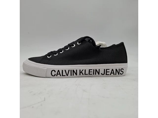 Paar schoenen, maat 40, calvin klein - afbeelding 3 van  8