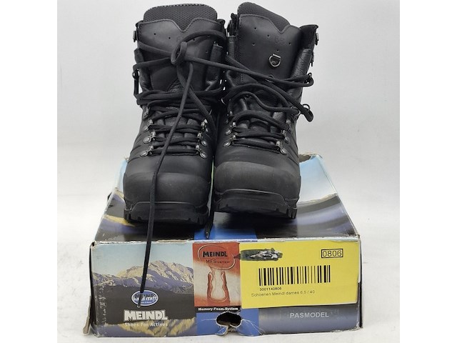 Paar schoenen, maat 40, meindl, 3777-01 - afbeelding 1 van  6