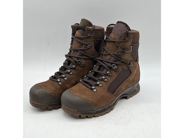 Paar schoenen, maat 40, meindl - afbeelding 1 van  7