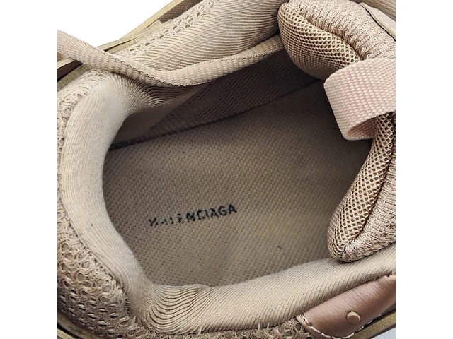 Paar schoenen, maat 41, balenciaga, track, coffee brown - afbeelding 6 van  7