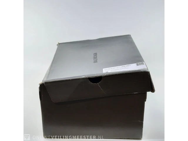 Paar schoenen, maat 41 balenciaga, track sneakers - afbeelding 2 van  10