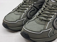 Paar schoenen, maat 41, christian dior, b30 microfiber mesh, kaki - afbeelding 2 van  8