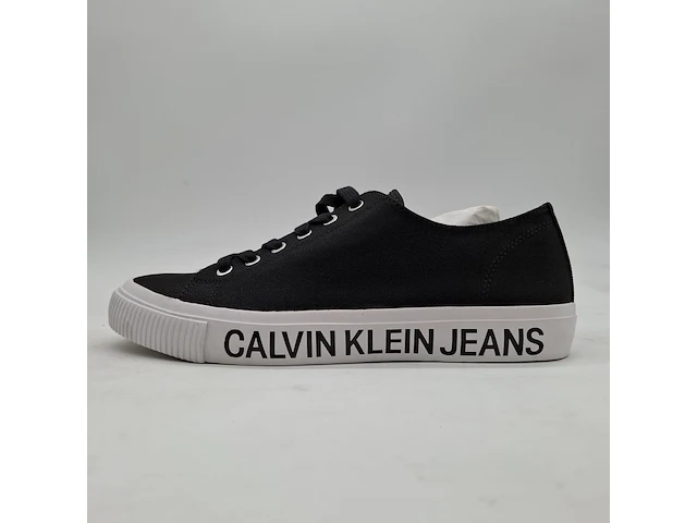 Paar schoenen, maat 42, calvin klein - afbeelding 3 van  7