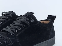 Paar schoenen, maat 42 louboutin, low top sneaker - afbeelding 3 van  9