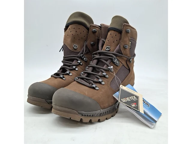 Paar schoenen, maat 42, meindl, 3544-10 - afbeelding 1 van  9