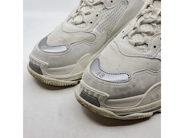 Paar schoenen, maat 43, balenciaga - afbeelding 2 van  8