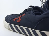 Paar schoenen, maat 43 off-white, virgil abloh 2013 - afbeelding 2 van  13