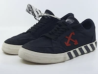 Paar schoenen, maat 43 off-white, virgil abloh 2013 - afbeelding 1 van  13