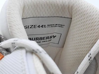 Paar schoenen, maat 44 1/2 burberry - afbeelding 12 van  12