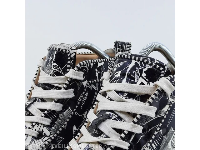 Paar schoenen, maat 45 1/2 christian louboutin, high tops - afbeelding 5 van  10