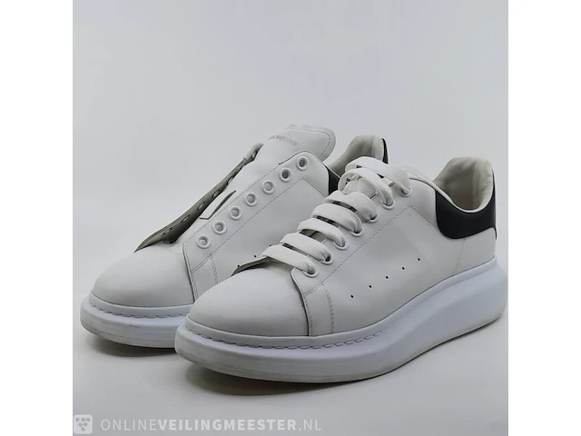 Paar schoenen, maat 45 alexander mcqueen - afbeelding 1 van  10