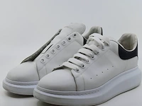 Paar schoenen, maat 45 alexander mcqueen - afbeelding 1 van  10