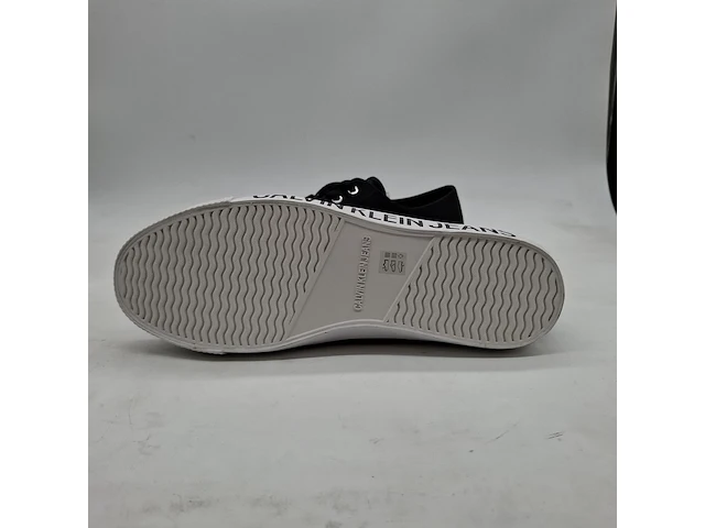 Paar schoenen, maat 45, calvin klein - afbeelding 7 van  8