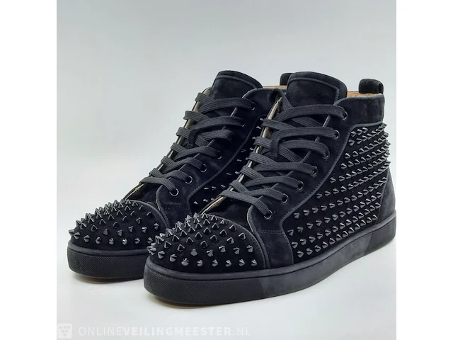 Paar schoenen, maat 45 louboutin, hightop spikes - afbeelding 1 van  10