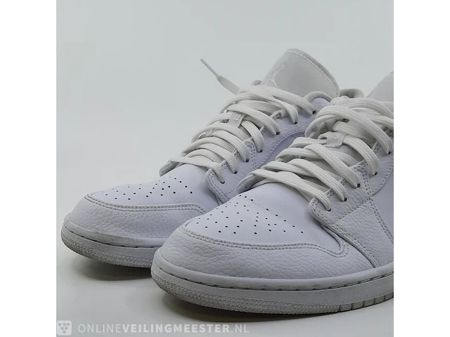 Paar schoenen, maat 46 nike, air jordan 1 low - afbeelding 4 van  11