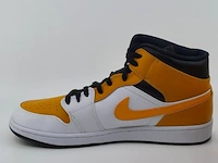 Paar schoenen, maat 46 nike, air jordan 1 mid university gold - afbeelding 7 van  10