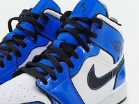 Paar schoenen, maat 46 nike, air jordan 1 mid - afbeelding 4 van  10