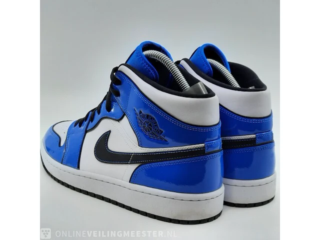Paar schoenen, maat 46 nike, air jordan 1 mid - afbeelding 8 van  10